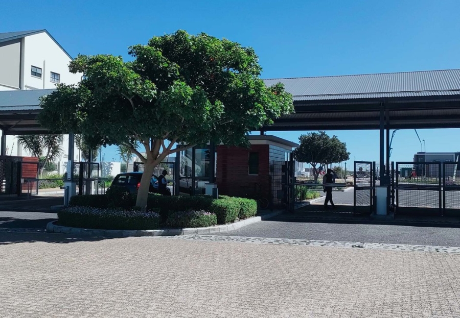 To Let  Bedroom Property for Rent in Sandown Western Cape